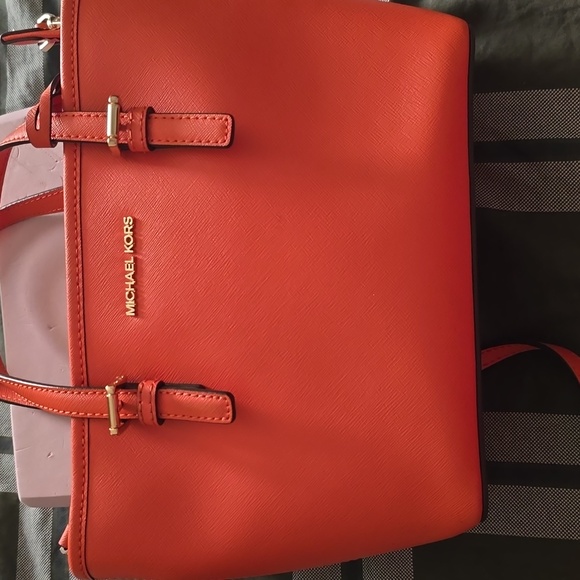 Michael Kors Mini Vibrant Orange Shoulder Bag - Picture 1 of 2
